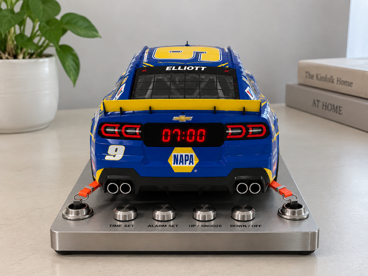 TheVictoryLane Alarm Clock No.9